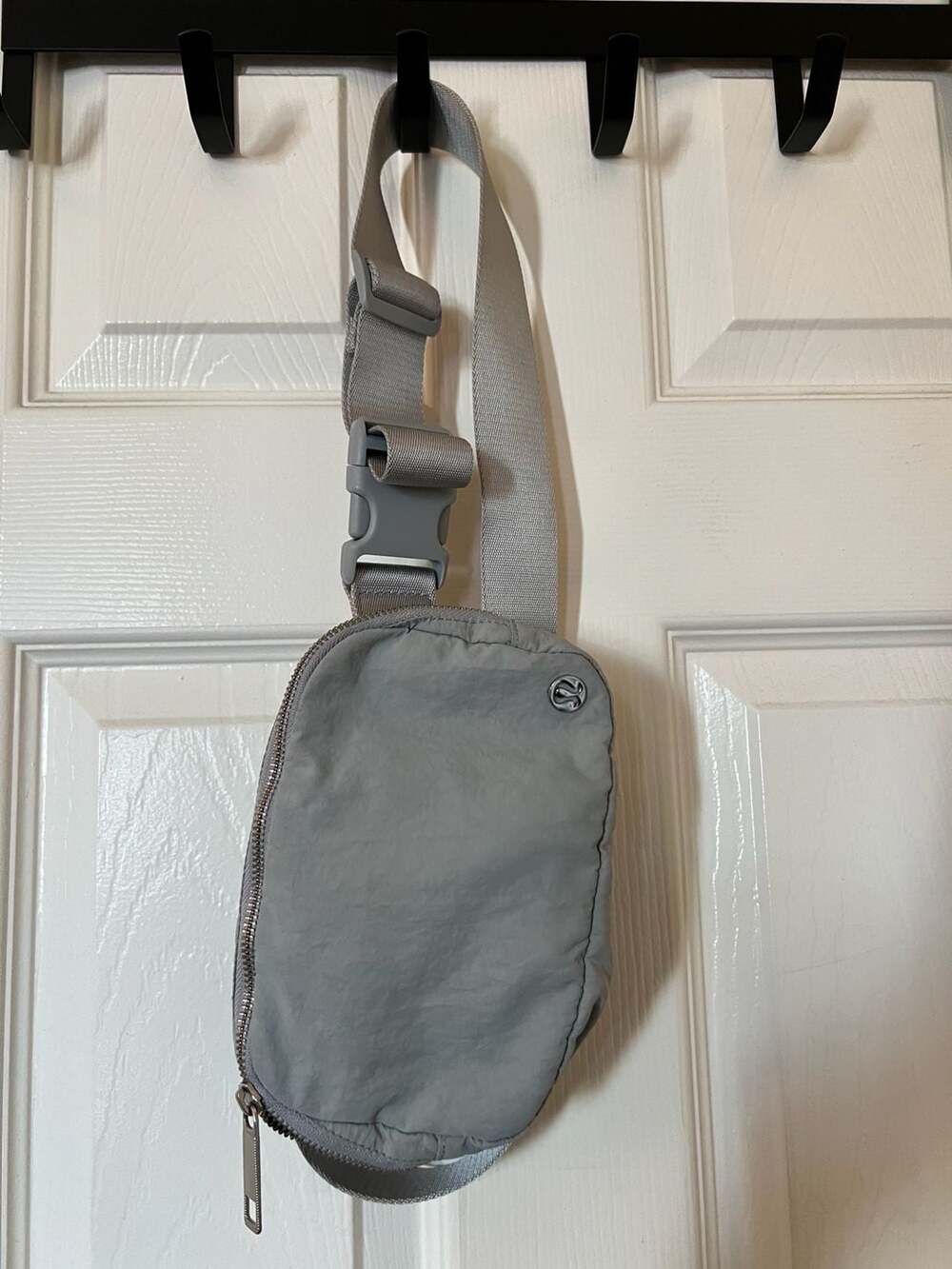 Lululemon Everywhere Belt Bag Size OS Gray Nylon Fanny Pack